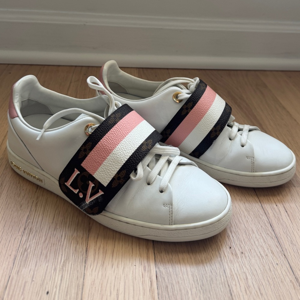 Louis Vuitton Sneakers